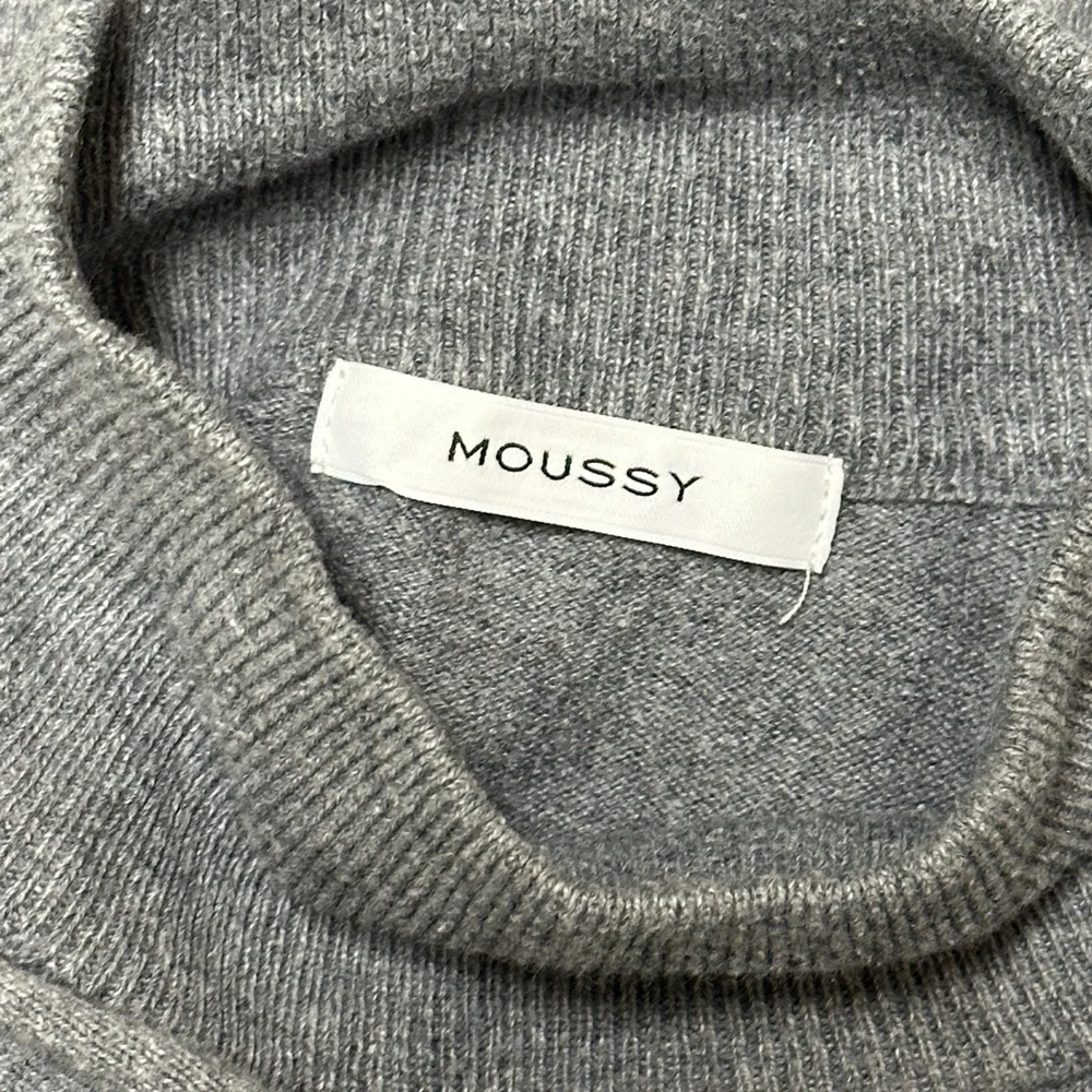 2 Pockets Gray Long Sleeve Moussy Maxi Dress Free Size